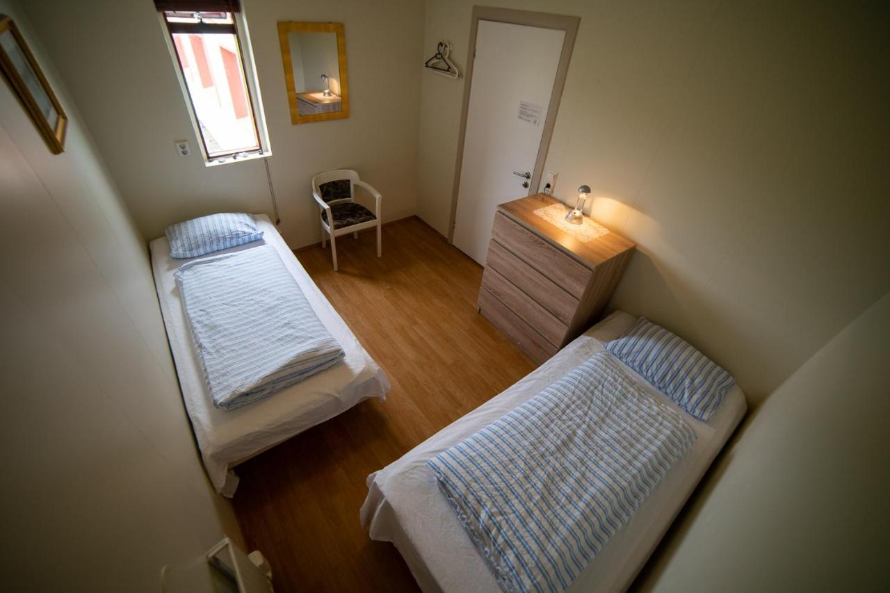 Arbot Hostel Husavik Exterior photo